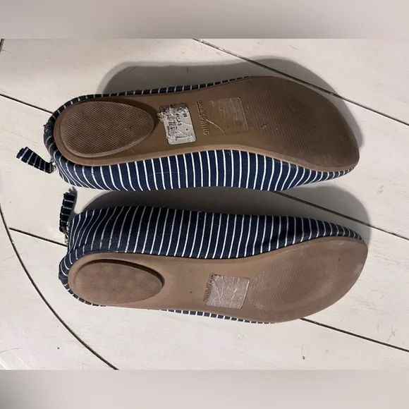 Call it Spring flats - Picture 2 of 3